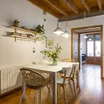 Sleep & Arab Baths Atico Girona